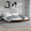 Cadre de lit chêne marron 200x200 cm bois d'ingénierie