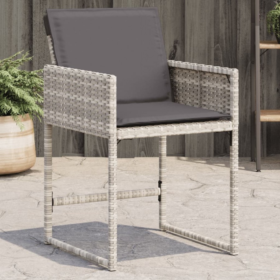 Chaises de jardin avec coussins 4 pcs gris clair résine tressée