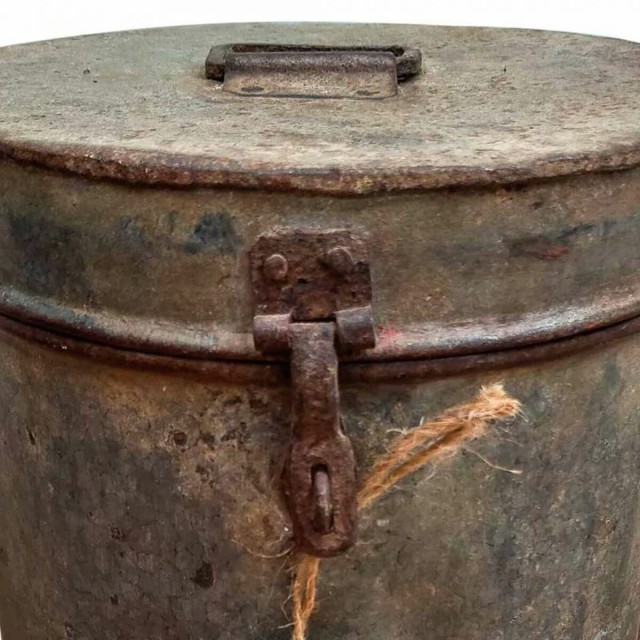 Decorative canister Alexandra House Living Grey Iron Traditional style