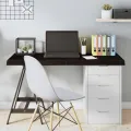 Dessus de table marron foncé bois chêne massif traité