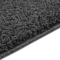 Tapis de bain rectangulaire gris foncé 70x120 cm en polypropylène antidérapant