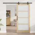 Porte coulissante  avec matériel 'ORKDAL'en bois massif et verre