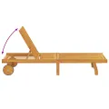 Chaise longue  avec des roulettes et un coussin rouge en bois massif